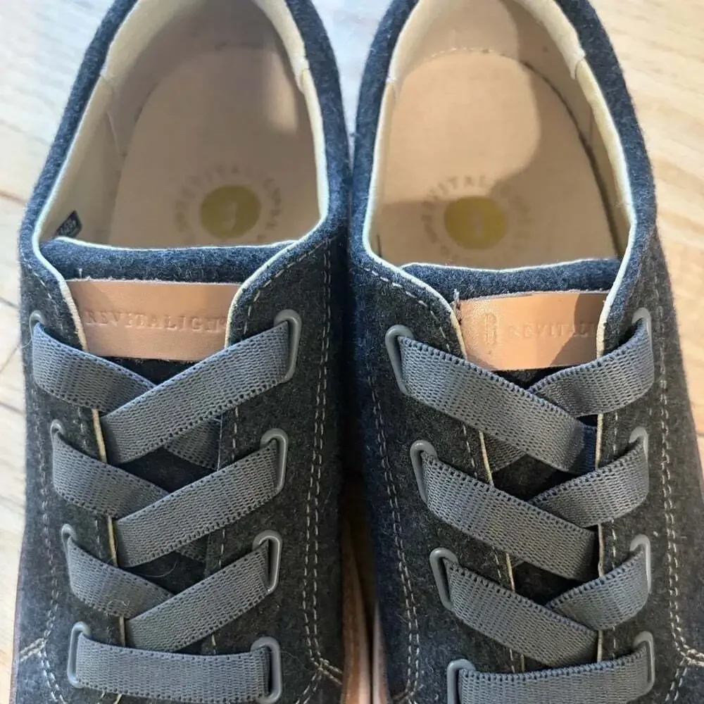REVITALIGN Charcoal and Beige Women’s Sneakers Size 7.5